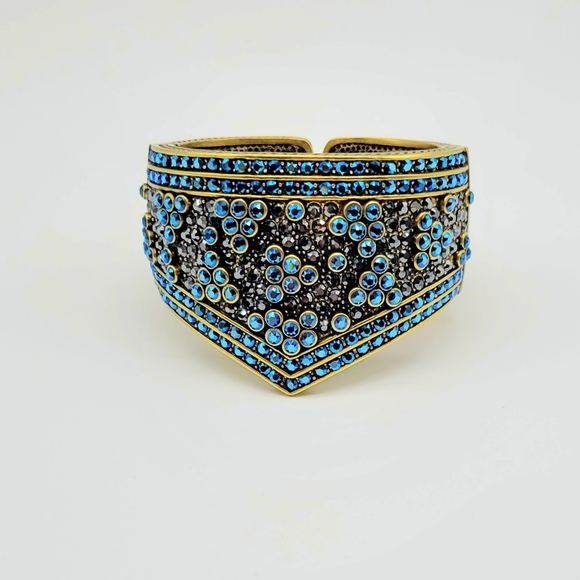 Heidi Daus Oversized Blue Topaz Swarovski Crystal Hinged Cuff Bracelet S/M - Picture 6 of 12